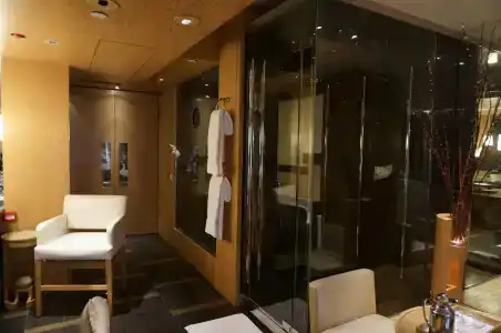 Grand Hyatt - 8