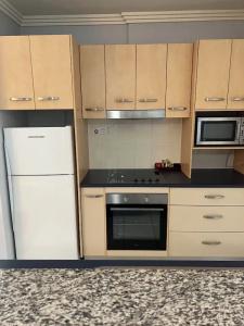 Caloundra Central Apartment - 80