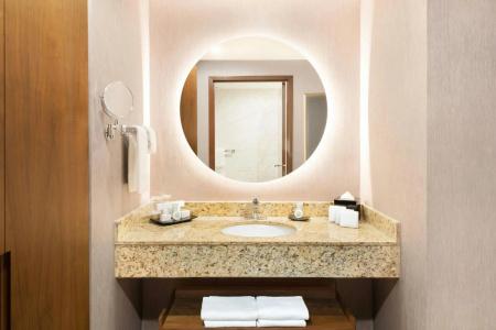 Courtyard by Marriott Mexico City Airport - 8