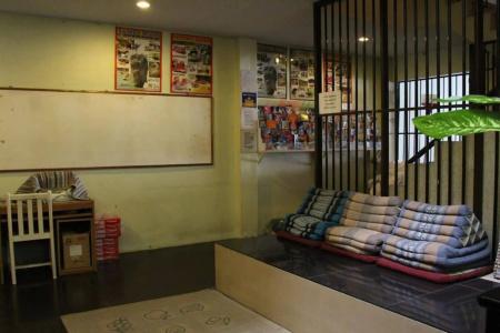 OYO 1054 Phuket Backpacker Hostel - 11