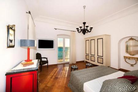 Eden Roc Suites - 306