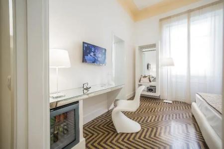 Home Boutique Luxury & Design - 26