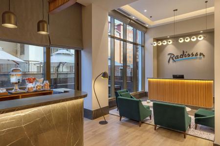 Radisson - 16