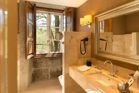 a Quinta Da Auga Spa Relais & Chateaux - 9
