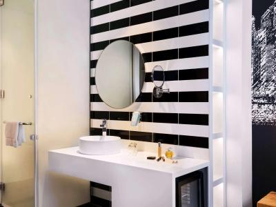 ibis Styles Dubai Airport - 15