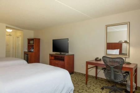 Hilton Garden Inn/Coastal Grand Mall - 50