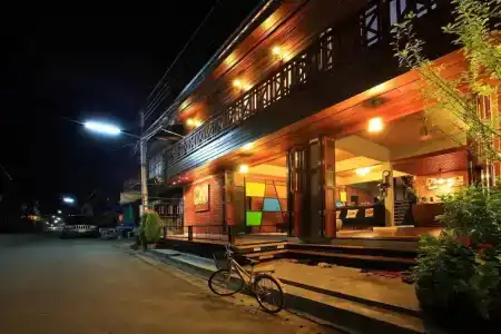 The Royal Chiangkhan Boutique - 10