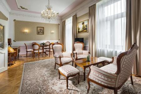 Clarion GrandZlaty Lev - 83