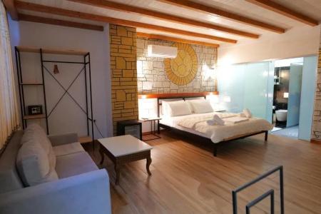 Oceanic Overview Suites - 68