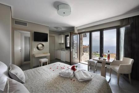 Karavia Lux Inn - 35