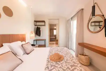 Ekati Mare Boutique Resort & Suites - 170