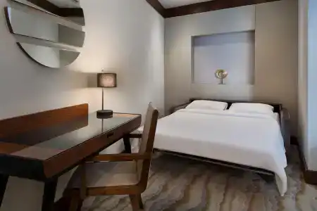Sheraton Istanbul City Center - 10