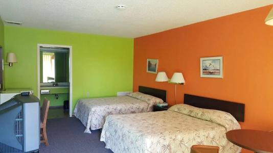 Town'n Country Motor Inn - 16