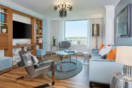 Renaissance Charlotte SouthPark - 71