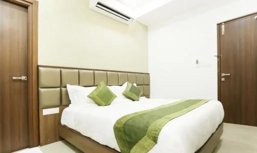Treebo Trend Pechis Castle Nungambakkam - 36