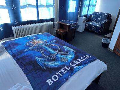 Botel Gracia - 78