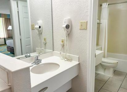 Quality Inn At International Drive Orlando - 24