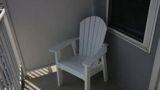 Commander & Suites - 119