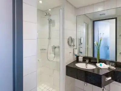 Essential by Dorint Basel City - 73