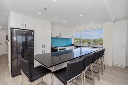 Burleigh Beach Tower - 112