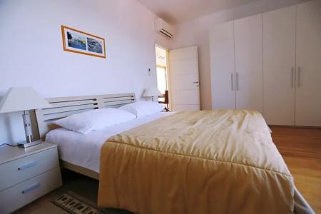 Pervanovo with Free Parking - 301