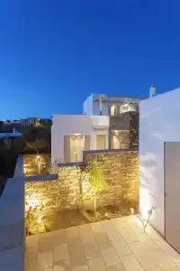 White Tinos Luxury Suites - 42