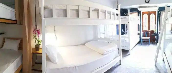 Bed in Town - 35