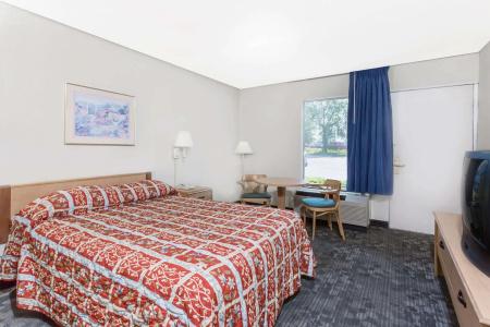 Knights Inn - - 19