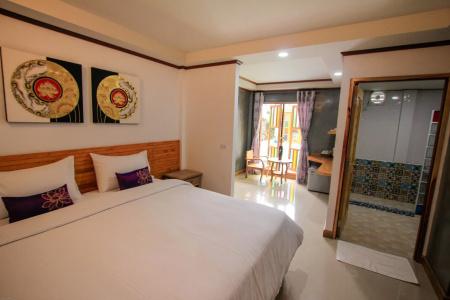 Amethyst Boutique Fisherman Village - 1