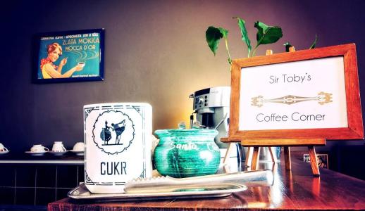 Sir Toby's Hostel - 37