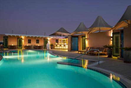 Four Points by Sheraton Downtown Dubai - 3