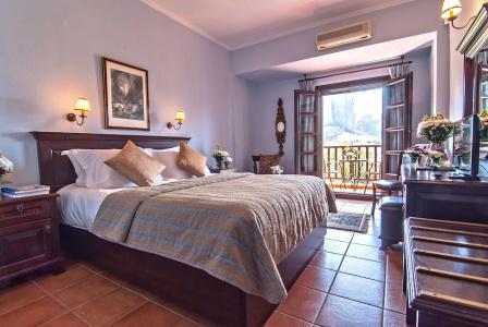 Doupiani House - 90
