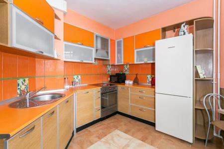 на ул. Сикейроса, 11к1 - 28