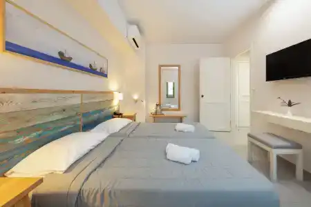 Erato Beach - 4