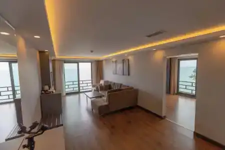 Santana Otel - 225