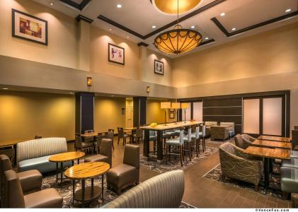Hampton Inn & Suites - 19