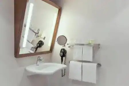 Courtyard by Marriott Wiesbaden-Nordenstadt - 42