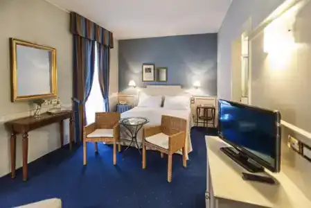 Regina Adelaide & Spa - 11