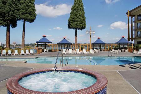 Holiday Inn - Portland - Columbia Riverfront, an IHG - 15