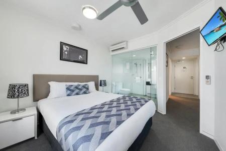 The Capitol - 90