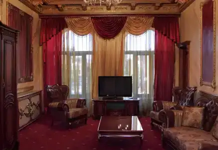 Alexandrapol Palace - 3