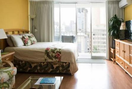 Tropical Studios At Marine Surf Waikiki - Free Parking - Best Location - Full Kitchen - Swimming Pool - 40
