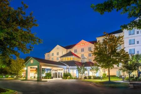 Hilton Garden Inn - 31