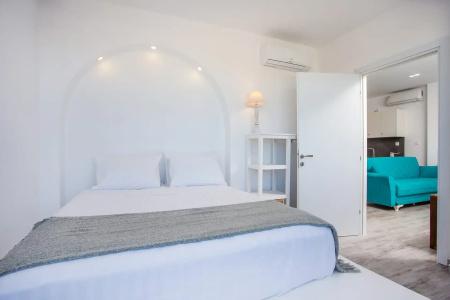 Vanik Suites - 109