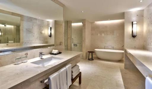 Hilton - 66