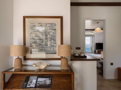 Four Seasons Hydra Luxury Suites - 43
