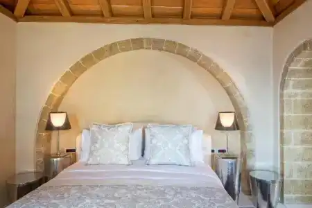 Moni Emvasis Luxury Suites - 76