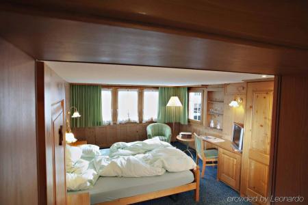 Walliserhof Zermatt - 16