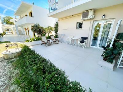 Oasis Beach Club - 13