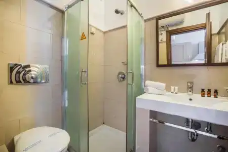 Balhambra Suites - Adults Only - 25